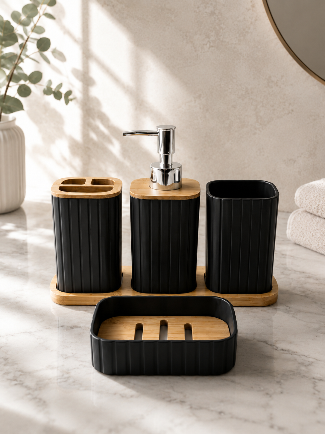 Set para Baño Línea SERENA — 4 Piezas WHITE/BLACK